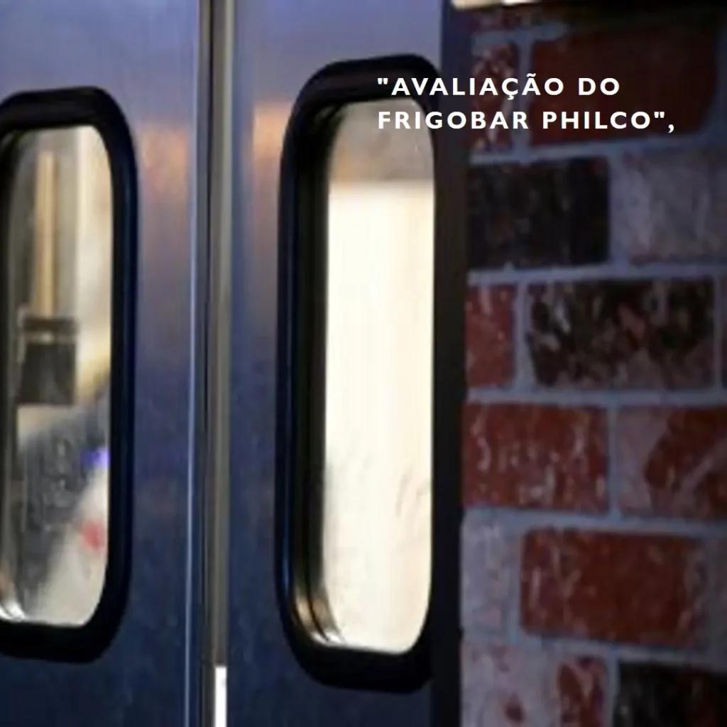 Frigobar Philco PFG105PG Vidro Duplo 7 Níveis 85L