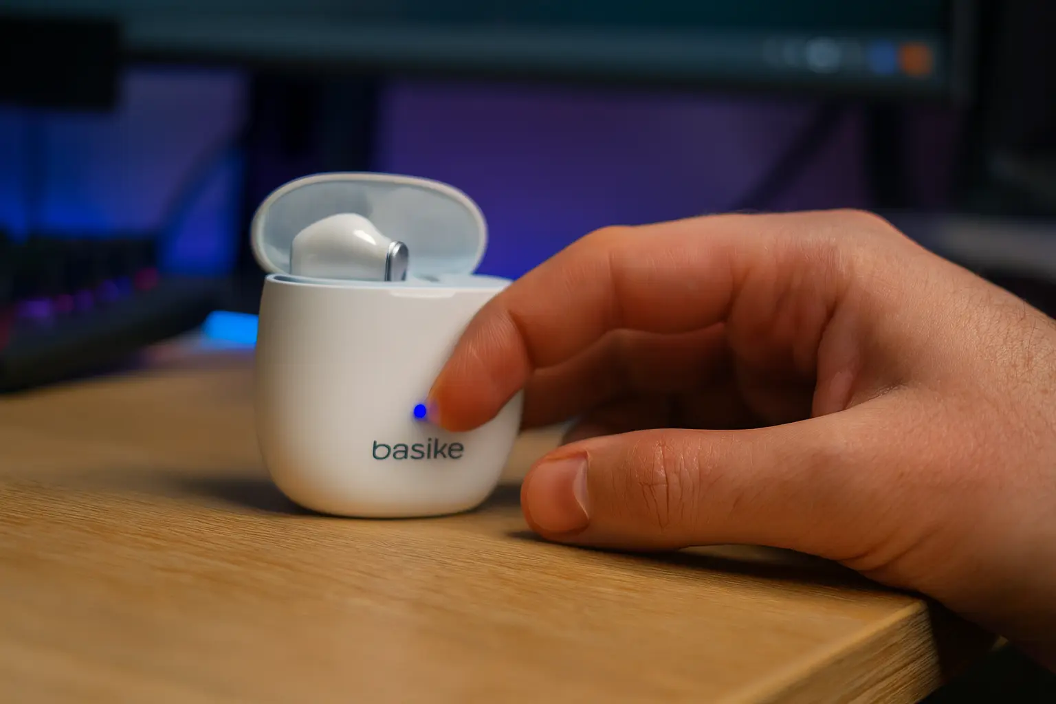 Fone de ouvido TWS Basike confiável para qualquer bolso