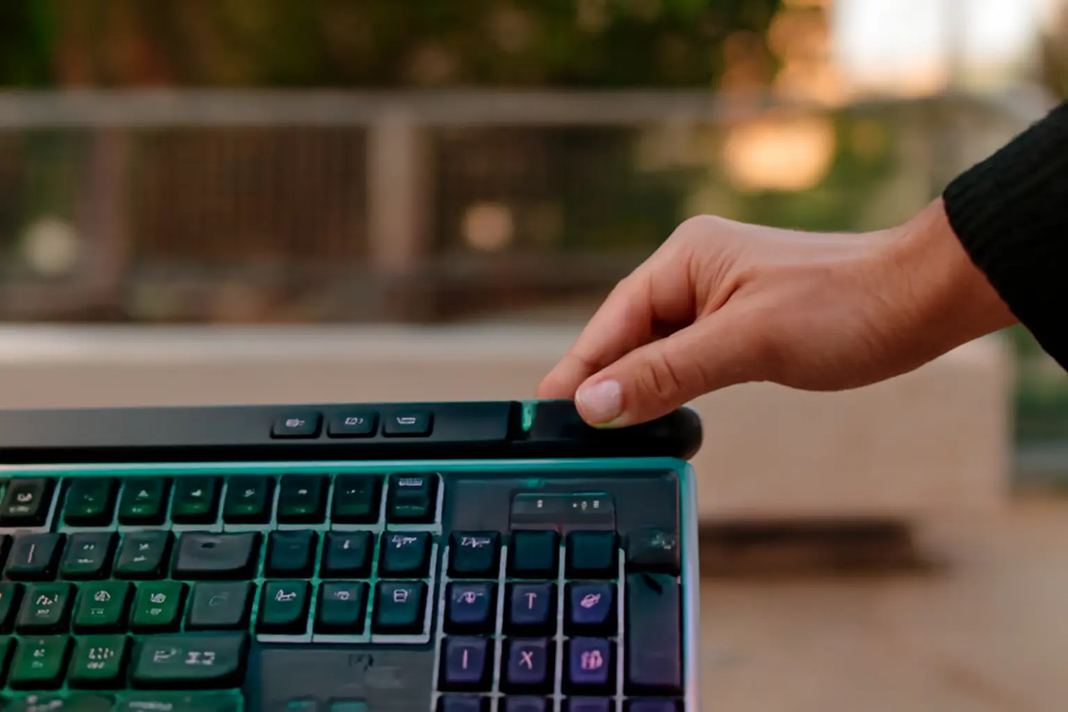 3 Melhores Teclados Gamer Sem Fio para Elevar Seu Jogo