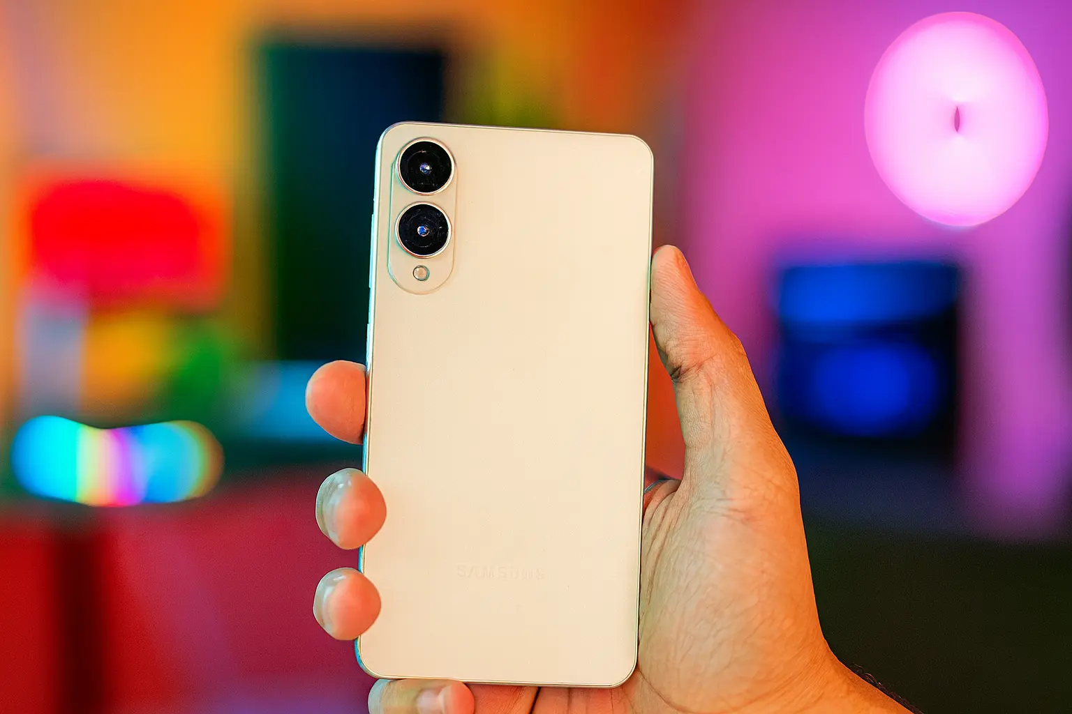 Samsung Galaxy S25 Edge 5G com 37% OFF na Amazon